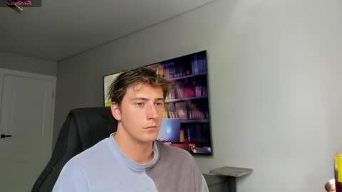 krishort online show from May 13, 8:33 am