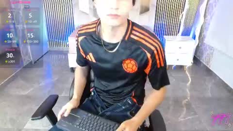 kyler_tay online show from July 24, 12:12 pm