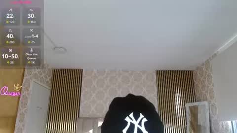 kyler_tay online show from July 22, 11:57 am