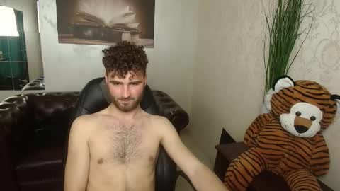 KyloEast online show from April 23, 12:29 pm