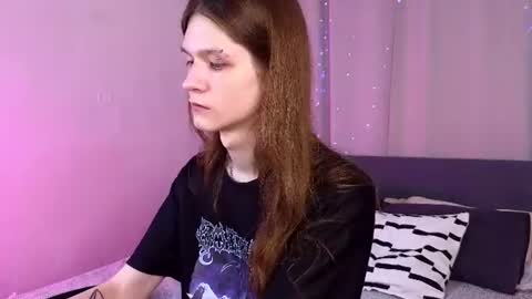 l1l2th online show from July 12, 3:25 pm