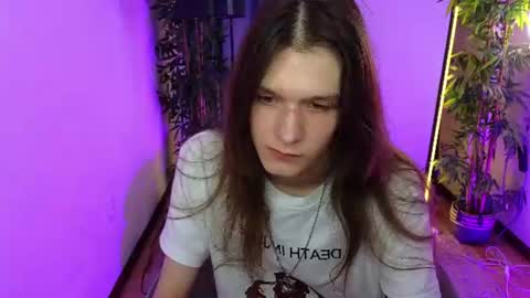 l1l2th online show from July 11, 3:14 pm