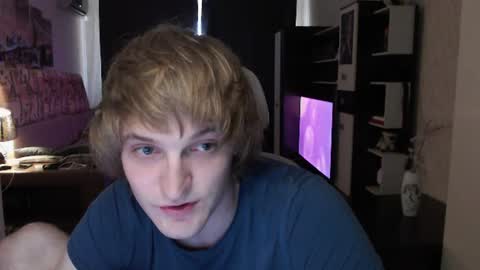 l1onkennedy online show from July 11, 3:58 pm