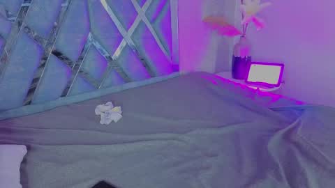 lancelot_grey online show from May 20, 1:56 am