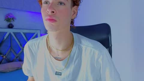 lancelot_grey online show from June 6, 8:59 pm