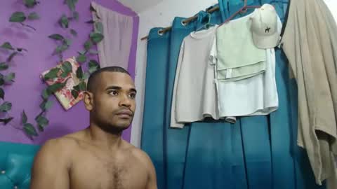 larenz_tate online show from May 18, 7:25 am