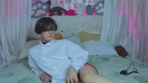 Em0 Slut online show from July 14, 1:18 am
