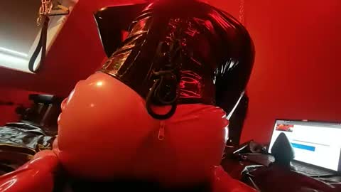 latexanalboy online show from May 14, 4:27 pm