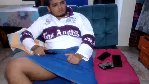 latin_curiousxxx online show from June 18, 6:46 pm