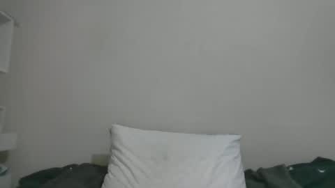 latino_rodri online show from May 20, 7:48 am
