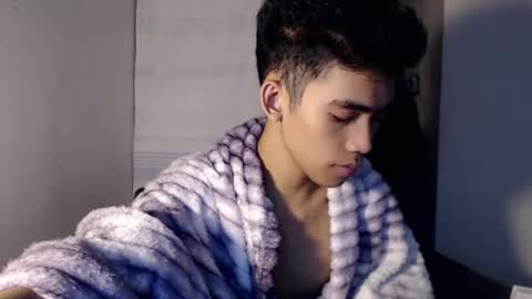 laurence_cuttieguyhere online show from July 15, 6:42 am