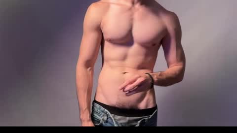 leanfindom8 online show from May 26, 11:45 pm