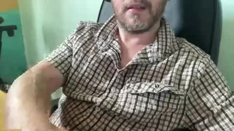 lee_8891 online show from August 4, 1:59 pm