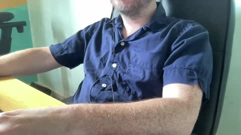 lee_8891 online show from July 27, 9:05 am