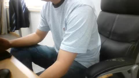 leesu521252 online show from July 27, 12:28 am