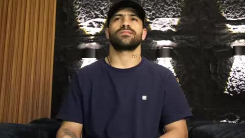 Leo  Diaz online show from May 7, 11:49 pm