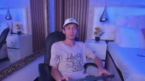 LeoCarter online show from June 28, 12:33 pm