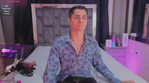 leomonnroe online show from May 12, 7:22 pm