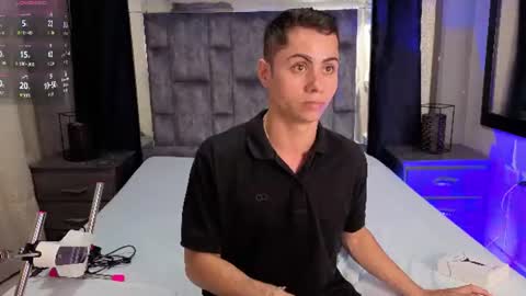 leomonnroe online show from July 21, 8:00 pm