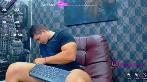 Leon Smoron online show from July 21, 11:51 pm