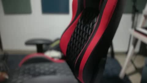 leoon_hot online show from May 11, 8:06 pm
