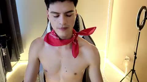 leotease online show from August 2, 10:52 pm