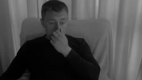 lev1ngston online show from June 14, 3:41 am