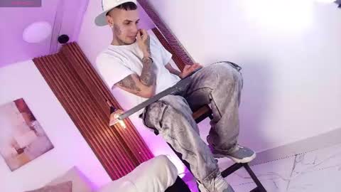 Liam  online show from July 31, 12:59 pm