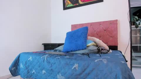 Call me Lian online show from July 6, 7:38 pm