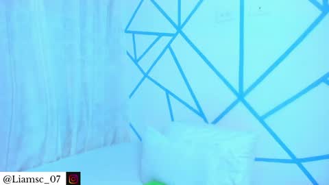 Liam scott77 online show from May 22, 12:15 am