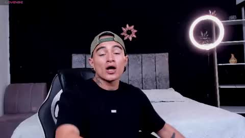 LiamDeep online show from June 20, 8:03 pm