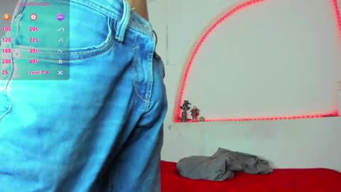 LIAM  KAI online show from May 7, 2:28 pm
