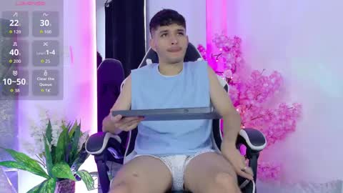 liammuller online show from May 19, 11:38 am