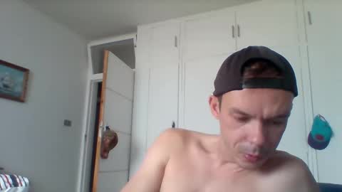 LiamRose online show from May 1, 8:06 am