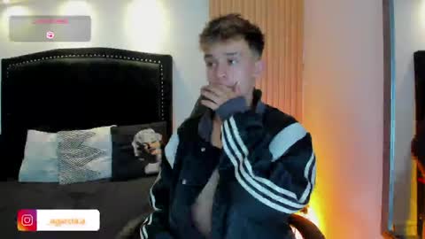 liam online show from May 6, 6:14 am