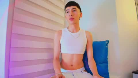 lian_cameron online show from May 4, 3:41 am