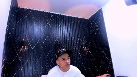 Lian Jacob online show from May 26, 6:26 pm