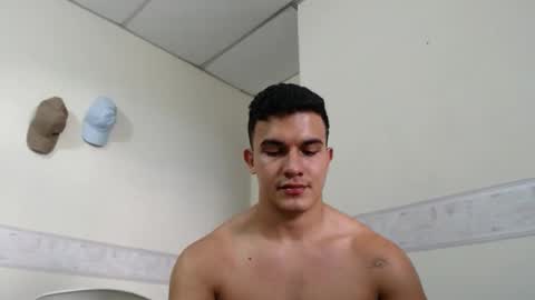 Liamstonne online show from May 8, 9:26 pm