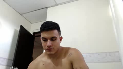 Liamstonne online show from May 7, 8:53 pm