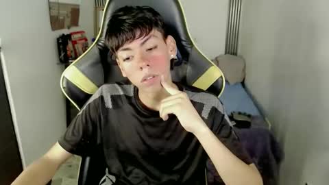 LIAR online show from June 11, 3:26 am