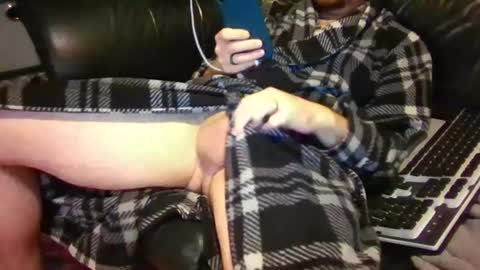Austin bate23 online show from July 11, 10:12 pm