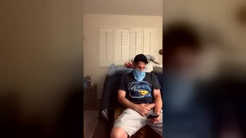 lil_ryno online show from July 20, 8:20 am