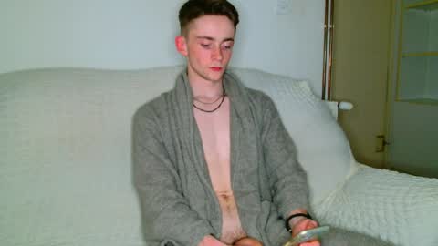 lilbearxxxx online show from May 19, 12:04 am