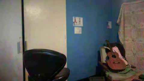 Lilythesmooth online show from May 4, 9:22 am