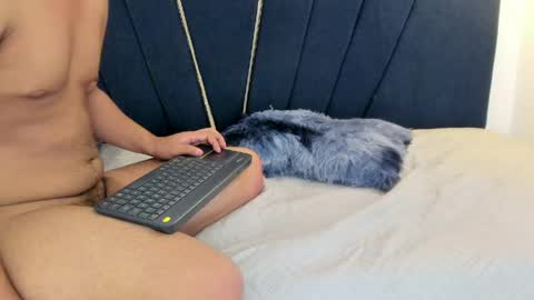 lio18_cum online show from April 30, 8:57 pm