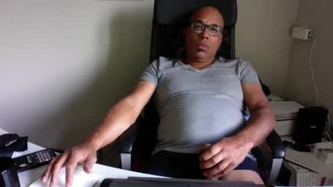 Pure Black Power online show from May 13, 5:15 am