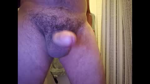 littleguyy888 online show from May 22, 10:48 pm