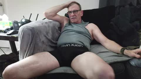 LongDick Daddy online show from May 24, 1:11 am