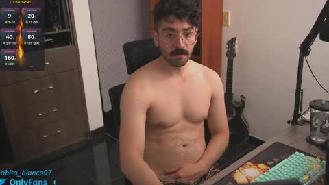 Lobito blanco Thefckingwolf main account online show from May 4, 4:53 pm