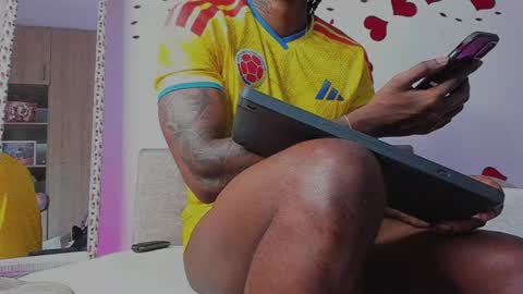 LOGAN DRAKE online show from June 24, 6:05 am